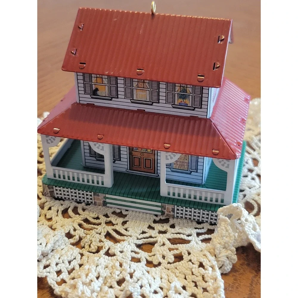 Hallmark Ornament 1999 Tin House Farmhouse Cottagecore Christmas Decor White Red